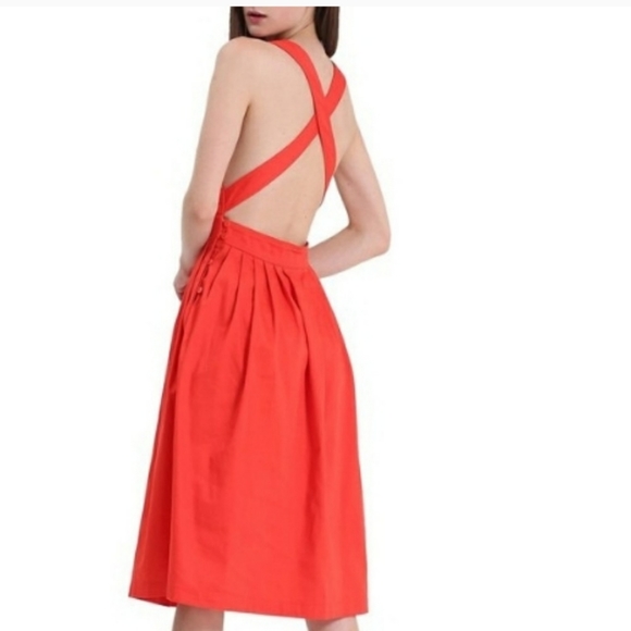Dresses & Skirts - Cross back dress